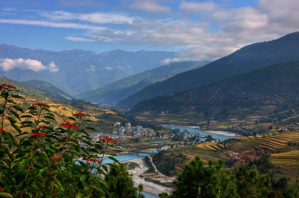 Bhutan Tour Package - Explore Thimphu Paro Punakha