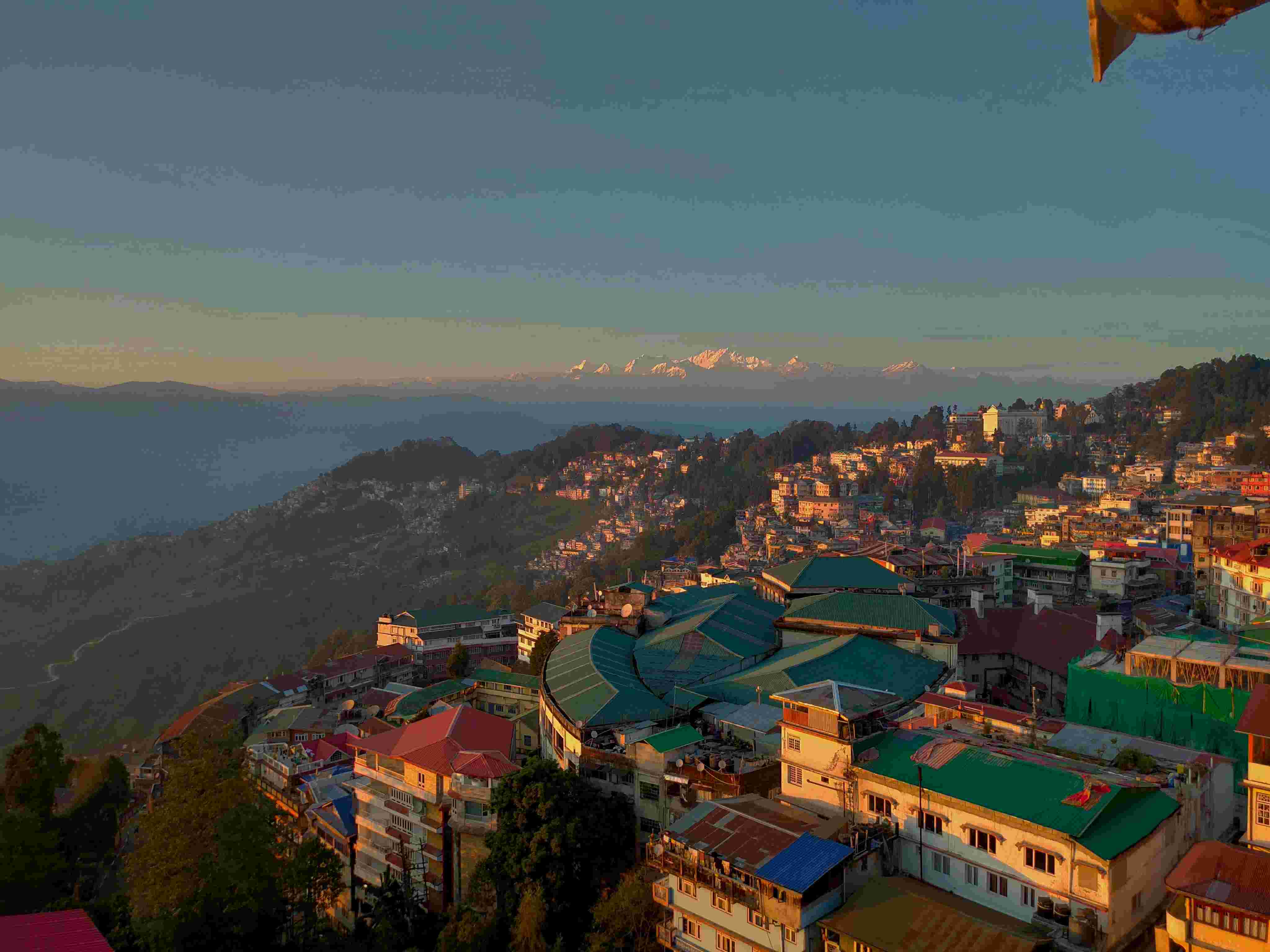 Darjeeling tour packages under 10000 for family from kolkata